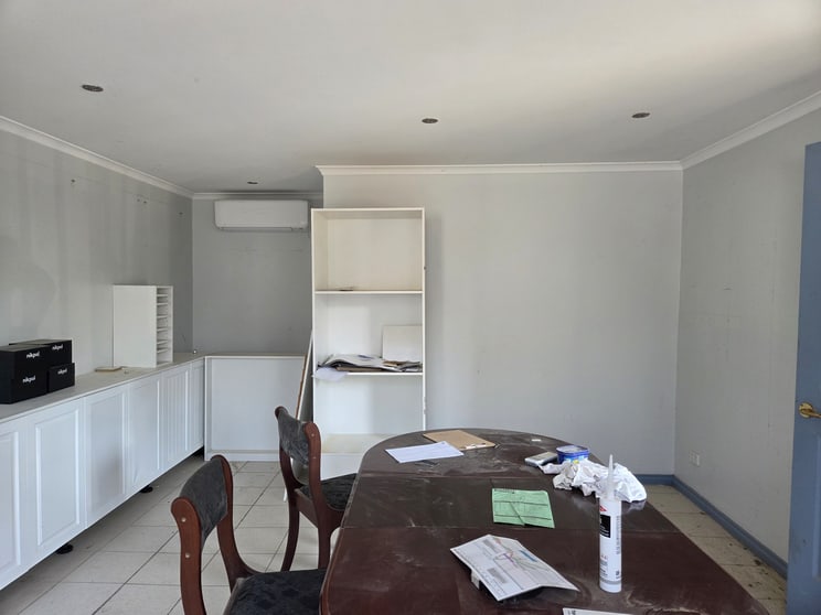 Click to view all images 17 Mercedes Drive Thomastown VIC 3074 - Image 3