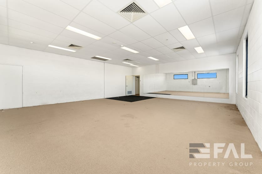 Click to view all images Suite 13/30-32 Cypress Street Redland Bay QLD 4165 - Image 2