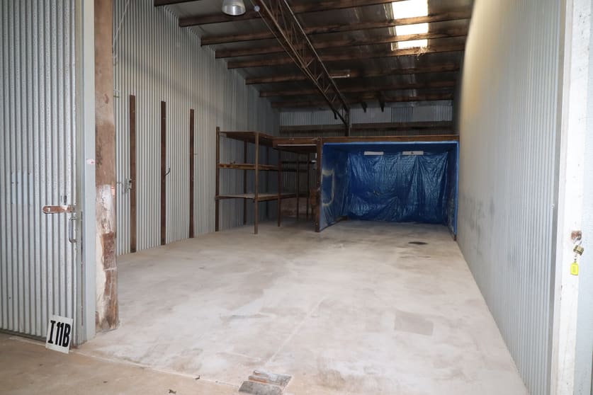 Click to view all images Shed i11B/45-61 Isaac Street North Toowoomba QLD 4350 - Image 3