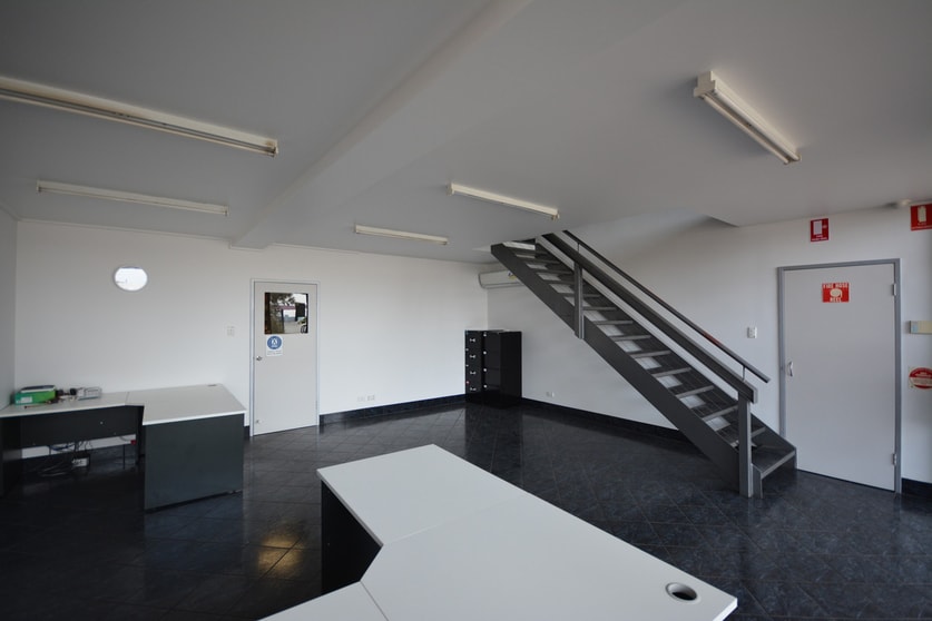 Click to view all images Unit 2, 2 E.W. Pitts Avenue Cavan SA 5094 - Image 2