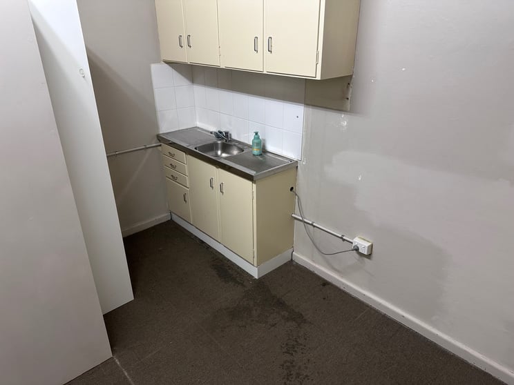 Click to view all images 1//53 Howard Road Padstow NSW 2211 - Image 3