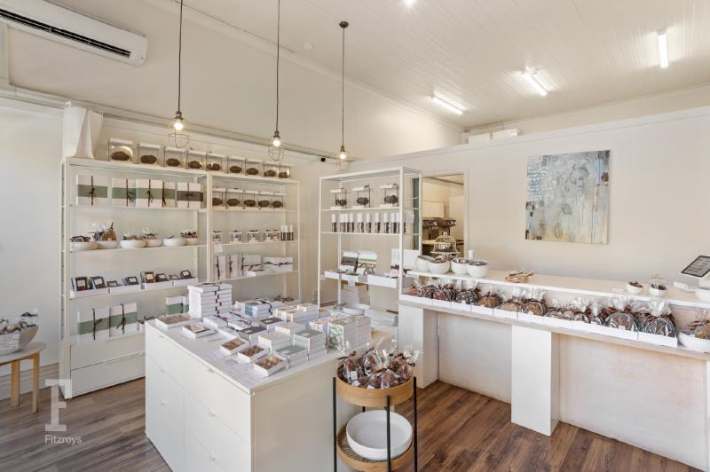 Click to view all images 330 Auburn Road Hawthorn VIC 3122 - Image 3