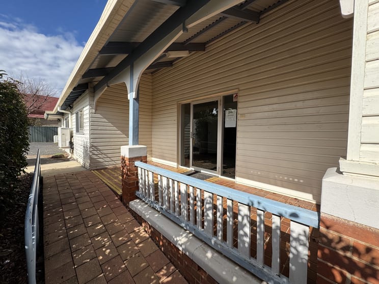 Click to view all images 158 Brisbane Street Dubbo NSW 2830 - Image 3