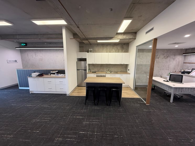 Click to view all images W02/16 Wurrook Circuit Caringbah NSW 2229 - Image 3