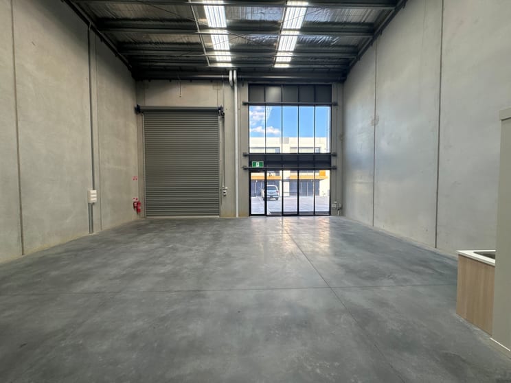 Click to view all images 4 Impact Way Cranbourne North VIC 3977 - Image 2