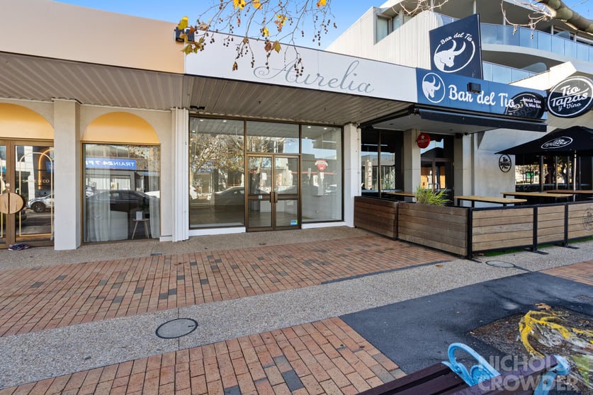 Click to view all images 2/10-14 Main Street Mornington VIC 3931 - Image 1