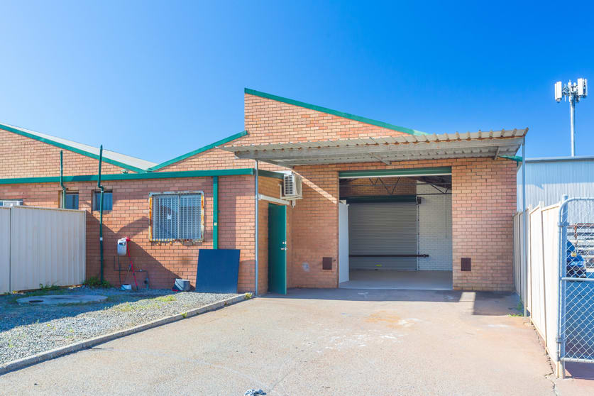 Click to view all images 67 Dowd Street Welshpool WA 6106 - Image 1