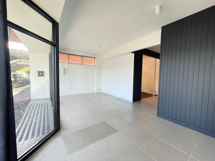 Click to view all images 18 & 18A Tunstall Square Shopping Centre Doncaster East VIC 3109 - Image 3