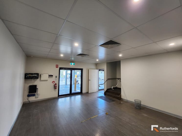53 East Derrimut Crescent Derrimut VIC 3026 - Image 2