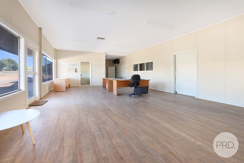 Click to view all images 225 Hawker Street Quirindi NSW 2343 - Image 2