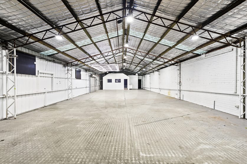 Click to view all images 4 EXCELLER AVENUE Bankstown NSW 2200 - Image 2