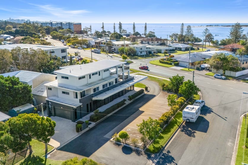 Click to view all images Shops 1-3/18 Anning Avenue Golden Beach QLD 4551 - Image 3