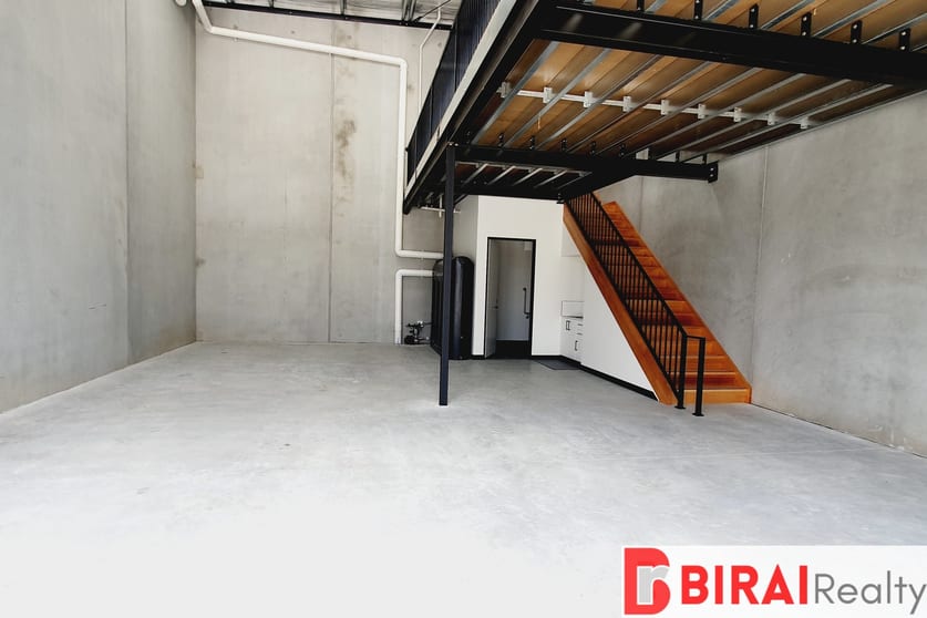 Click to view all images 34 Star Circuit Derrimut VIC 3026 - Image 3
