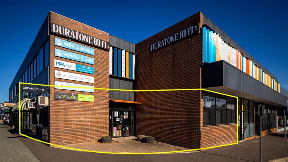 Click to view all images Unit 4/13-19 Botany Street Phillip ACT 2606 - Image 1