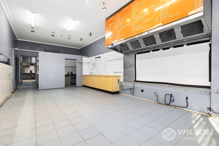 Click to view all images 83A Fitzroy Street St Kilda VIC 3182 - Image 3