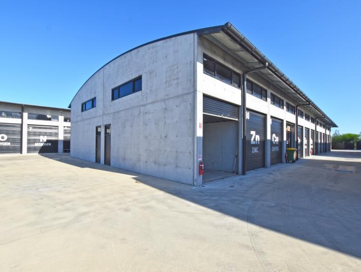 Click to view all images Unit 31/8 Spit Island Close Mayfield West NSW 2304 - Image 2