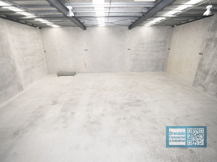 Click to view all images Unit 3/14 French Ave Brendale QLD 4500 - Image 2