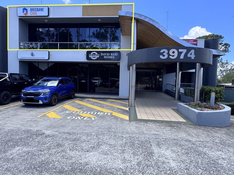 Click to view all images 4/3974 Pacific Highway Loganholme QLD 4129 - Image 1