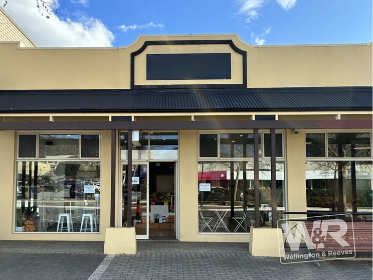 Click to view all images Shop 1/77 Lockyer Avenue Albany WA 6330 - Image 1