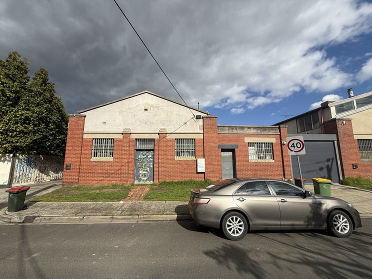 Click to view all images 47 Gadd Street Northcote VIC 3070 - Image 3
