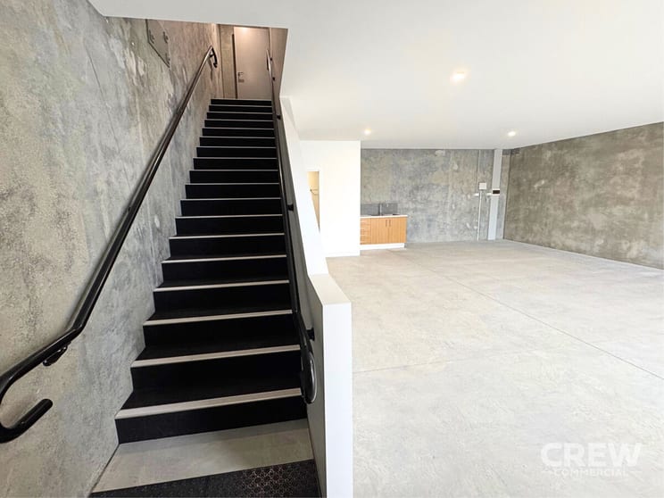 Click to view all images 7/23-27 Tillyroen Road Ormeau Hills QLD 4208 - Image 2