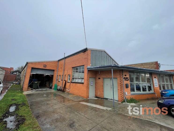Click to view all images 15 Nelson Street Moorabbin VIC 3189 - Image 1