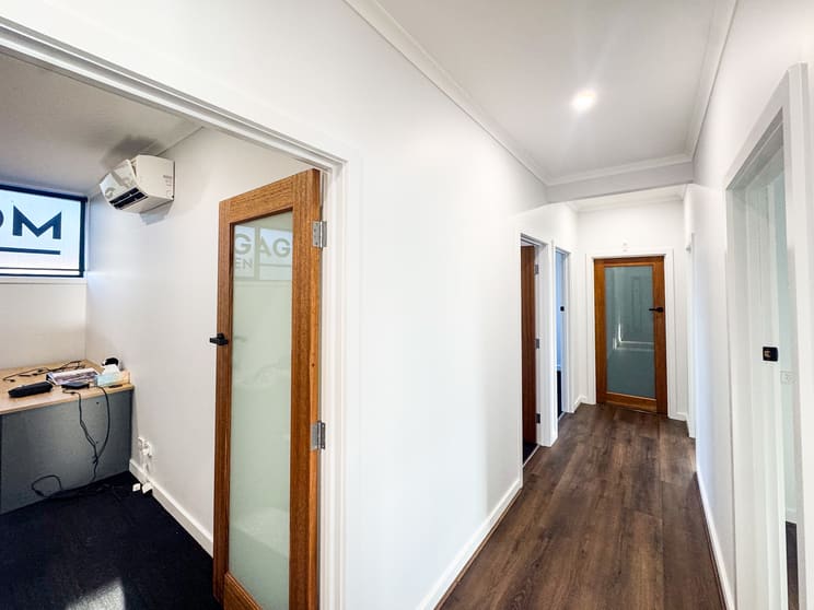 Click to view all images 79A Princes Way Drouin VIC 3818 - Image 3