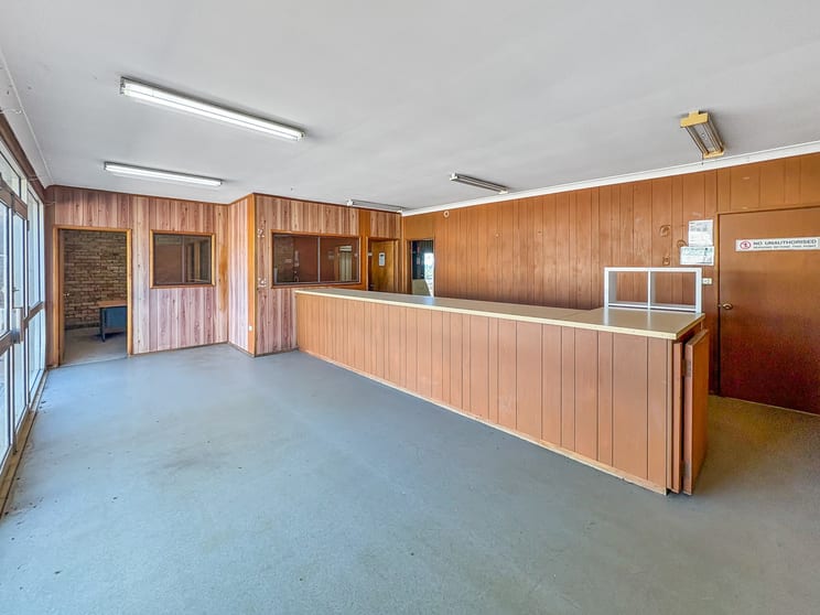 Click to view all images 6 Farrar Road Gunnedah NSW 2380 - Image 3