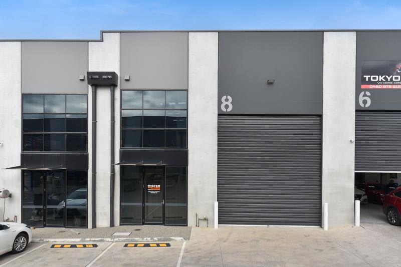 8 Sierra Circuit Pakenham VIC 3810 - Image 1