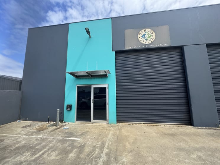 Click to view all images 7/3 Dickson Street Warrnambool VIC 3280 - Image 1