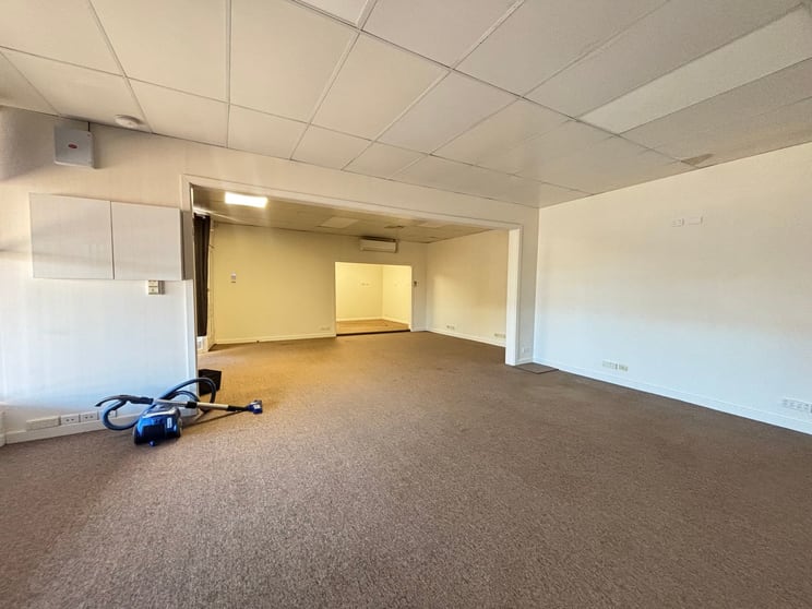 Click to view all images 57 Boulder Road Kalgoorlie WA 6430 - Image 3