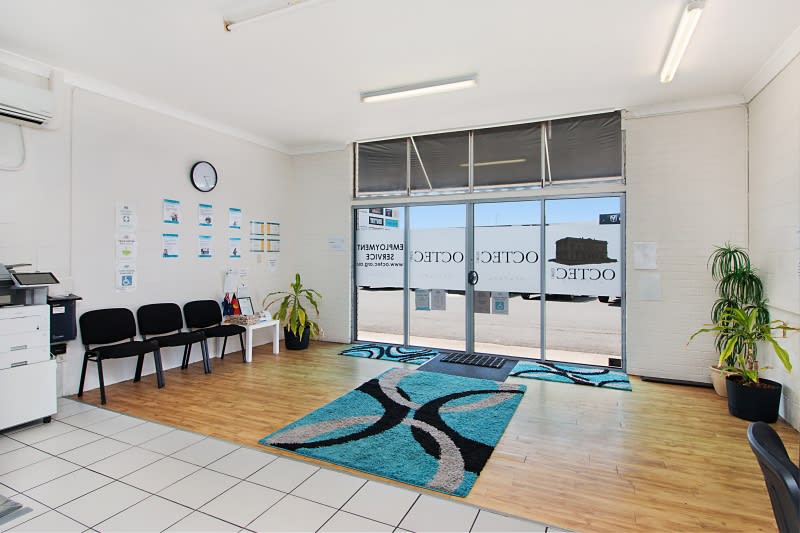 Click to view all images 3/1 Machinery Drive Tweed Heads South NSW 2486 - Image 3