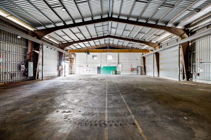 Click to view all images Front Shed/24 David Muir Slade Point QLD 4740 - Image 3
