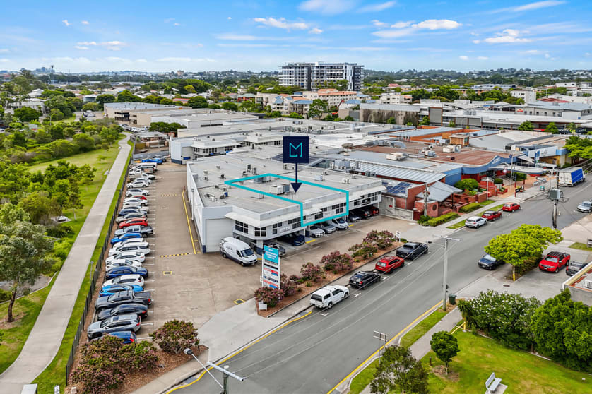 2/61 Holdsworth Street Coorparoo QLD 4151 - Image 1