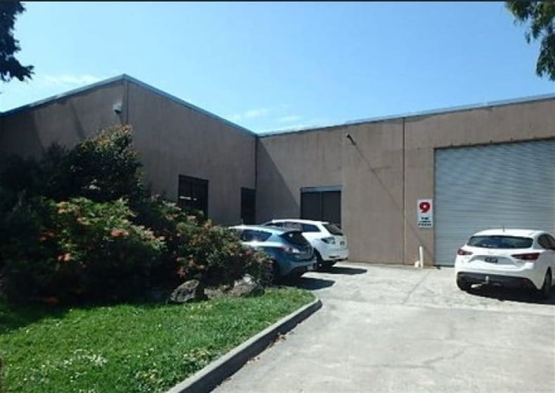 Click to view all images 3/9 Wigan Road Bayswater VIC 3153 - Image 1