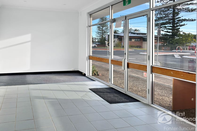 Click to view all images 5 & 6/11-13 Lake Street Forster NSW 2428 - Image 3