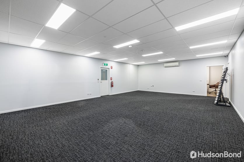 Click to view all images 21/21 Cook Road Mitcham VIC 3132 - Image 3