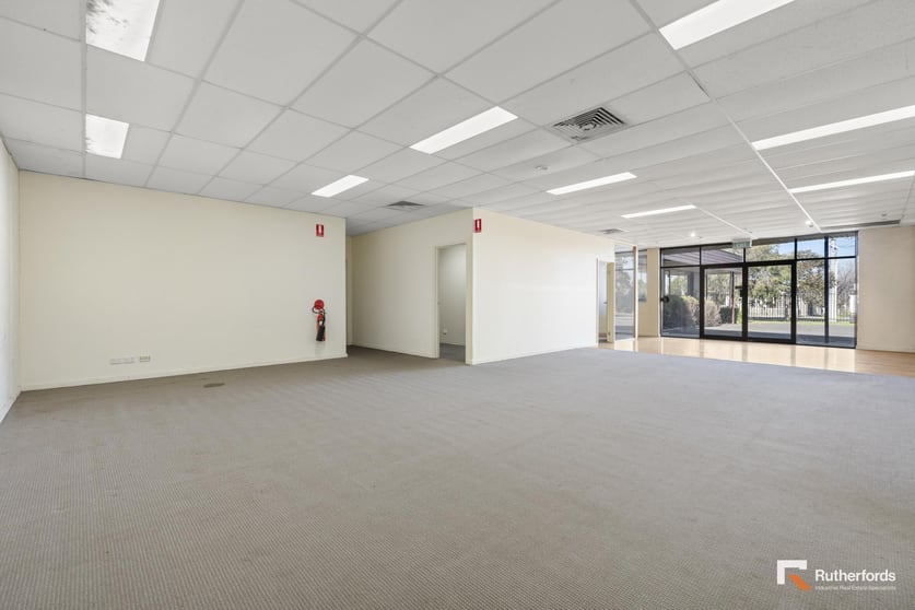 Click to view all images 44 Berkshire Road Sunshine North VIC 3020 - Image 3