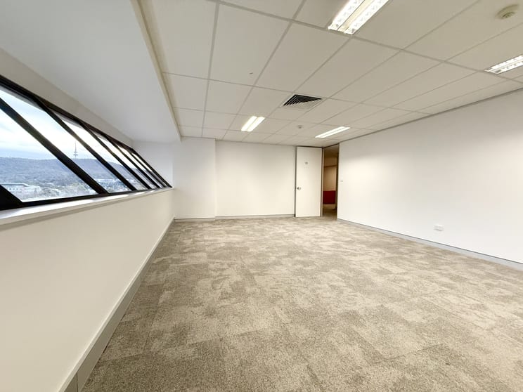 Click to view all images Unit 10 Level 5 17-21 University Avenue City ACT 2601 - Image 1