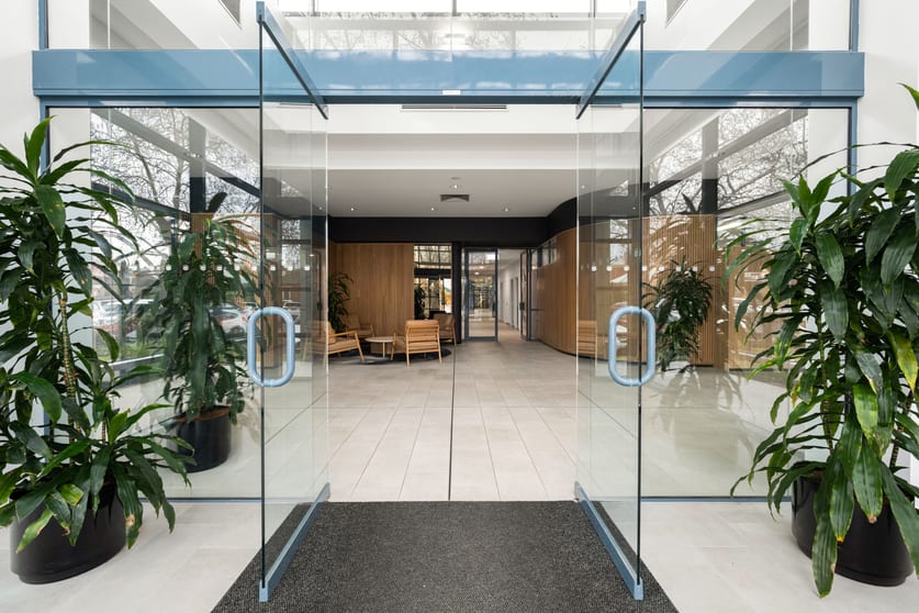 Click to view all images Suite 6/620 Macauley Street Albury NSW 2640 - Image 2