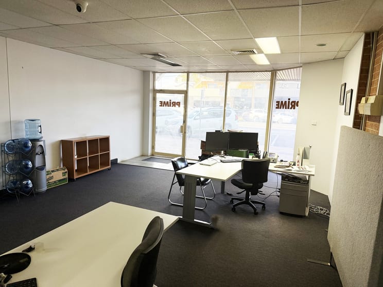 Click to view all images 1/34 Bultje Street Dubbo NSW 2830 - Image 3