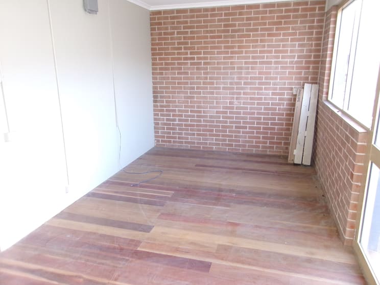 Click to view all images 2/91 Fairey Road South Windsor NSW 2756 - Image 2