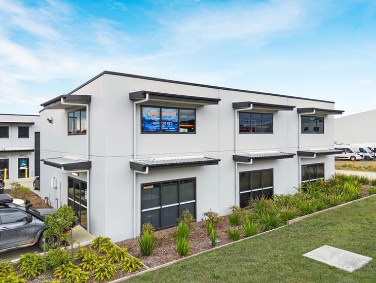 Click to view all images Unit 5/62 Camfield Drive Heatherbrae NSW 2324 - Image 1