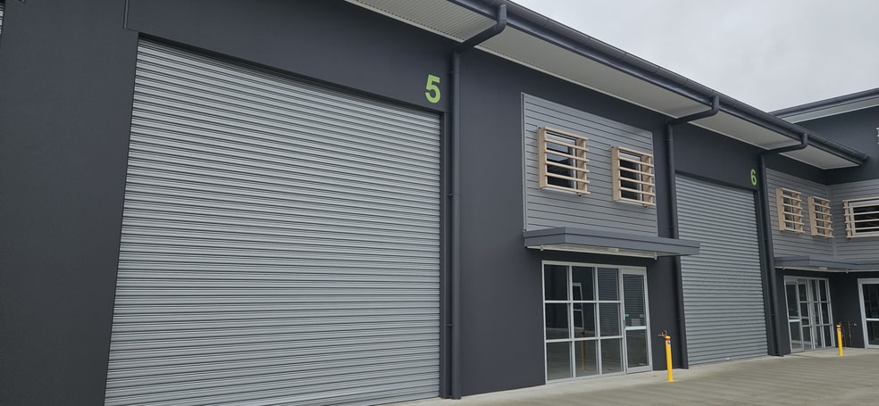 Click to view all images 5/10 Curtiss Close Taminda NSW 2340 - Image 2