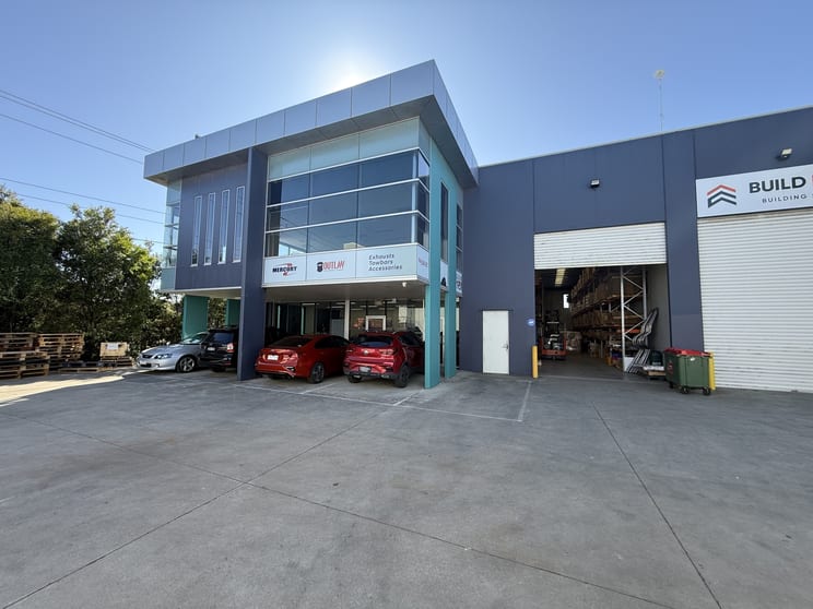 Click to view all images 6/120-122 Rodeo Drive Dandenong South VIC 3175 - Image 1