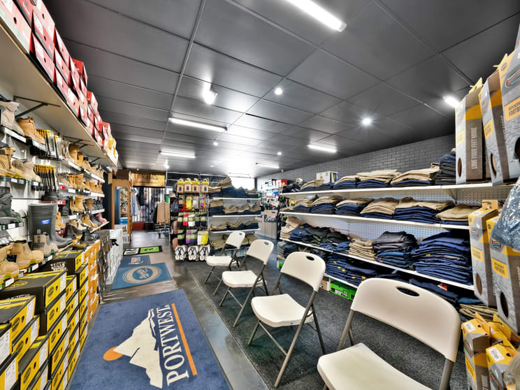 Click to view all images Shop 3 & 4/4 Brooks Avenue Wyoming NSW 2250 - Image 3