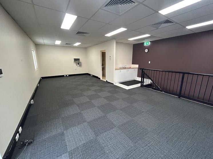 Click to view all images 18/8 Avenue of the Americas Newington NSW 2127 - Image 2