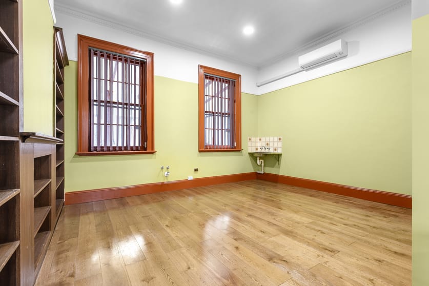 Click to view all images 224 High Street Maitland NSW 2320 - Image 3