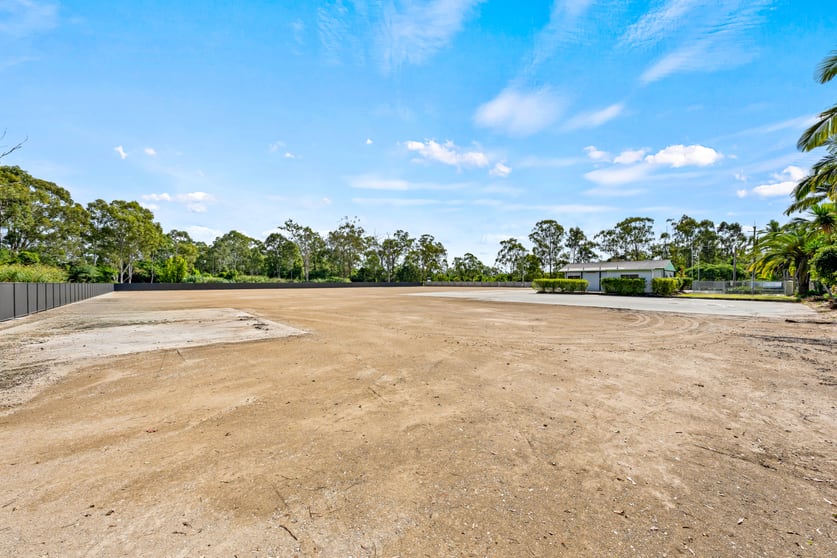 Click to view all images 118 Bowhill Road Willawong QLD 4110 - Image 3