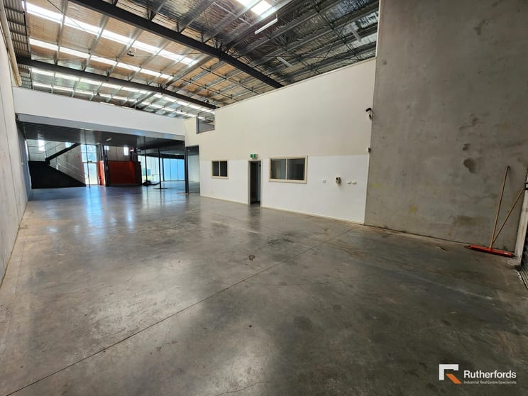 Click to view all images 15 Wallace Avenue Point Cook VIC 3030 - Image 3